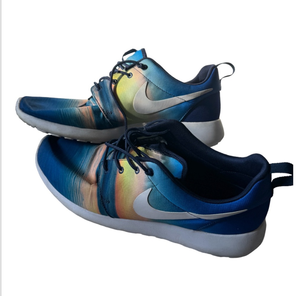 Roshe Sunsets Size 11